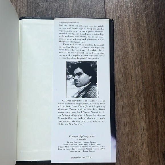 Liz - An Intimate Biography of Elizabeth Taylor Novel - Picture 3 of 3
